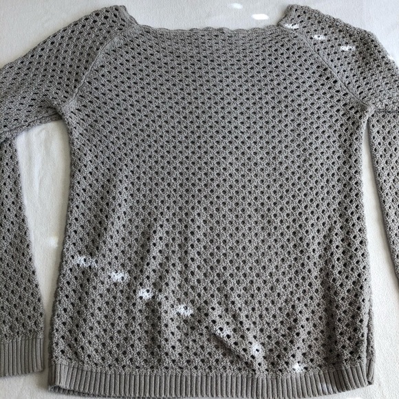 LOFT Gray Knit sweater with scalloped neck - Picture 3 of 3